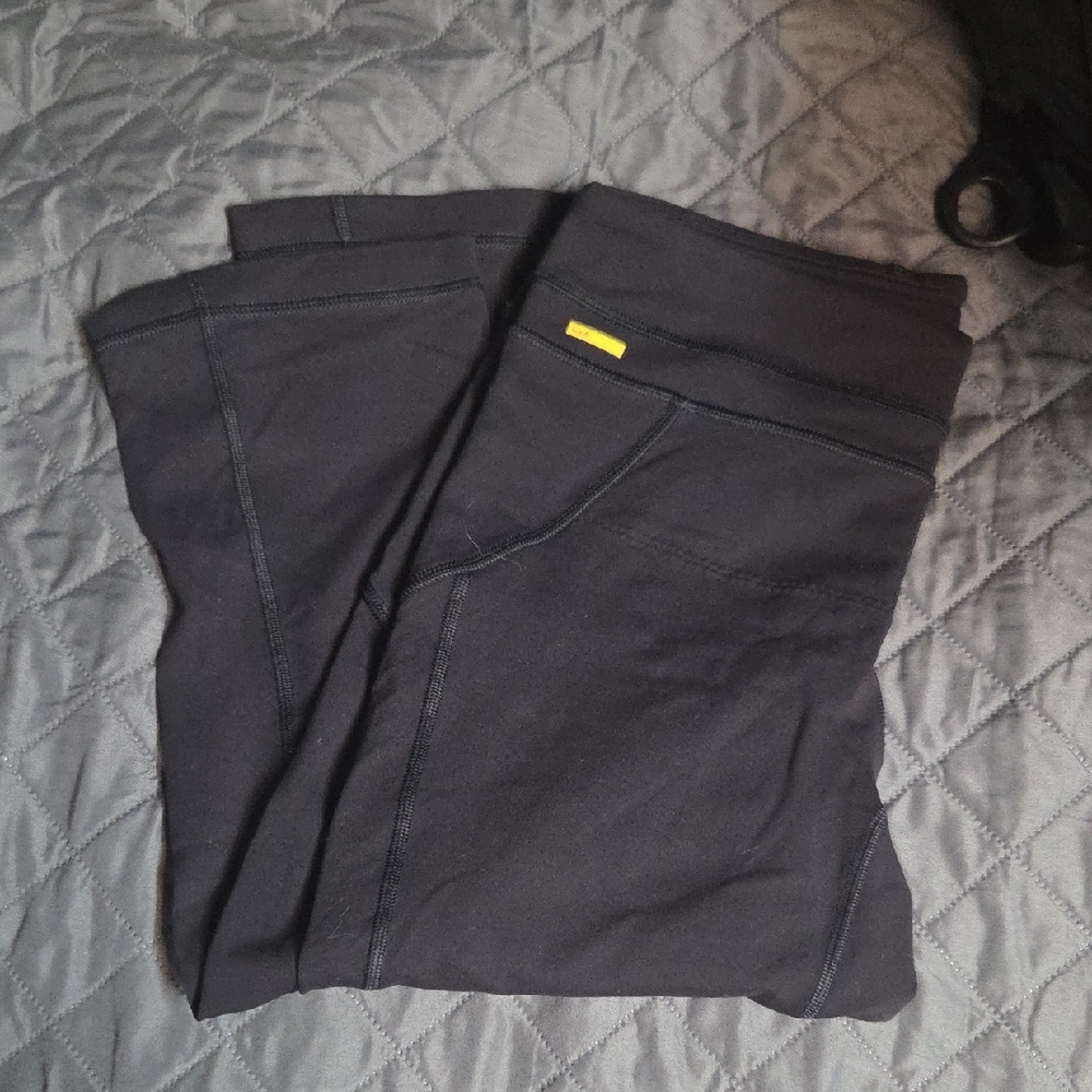 Lole Black Capris